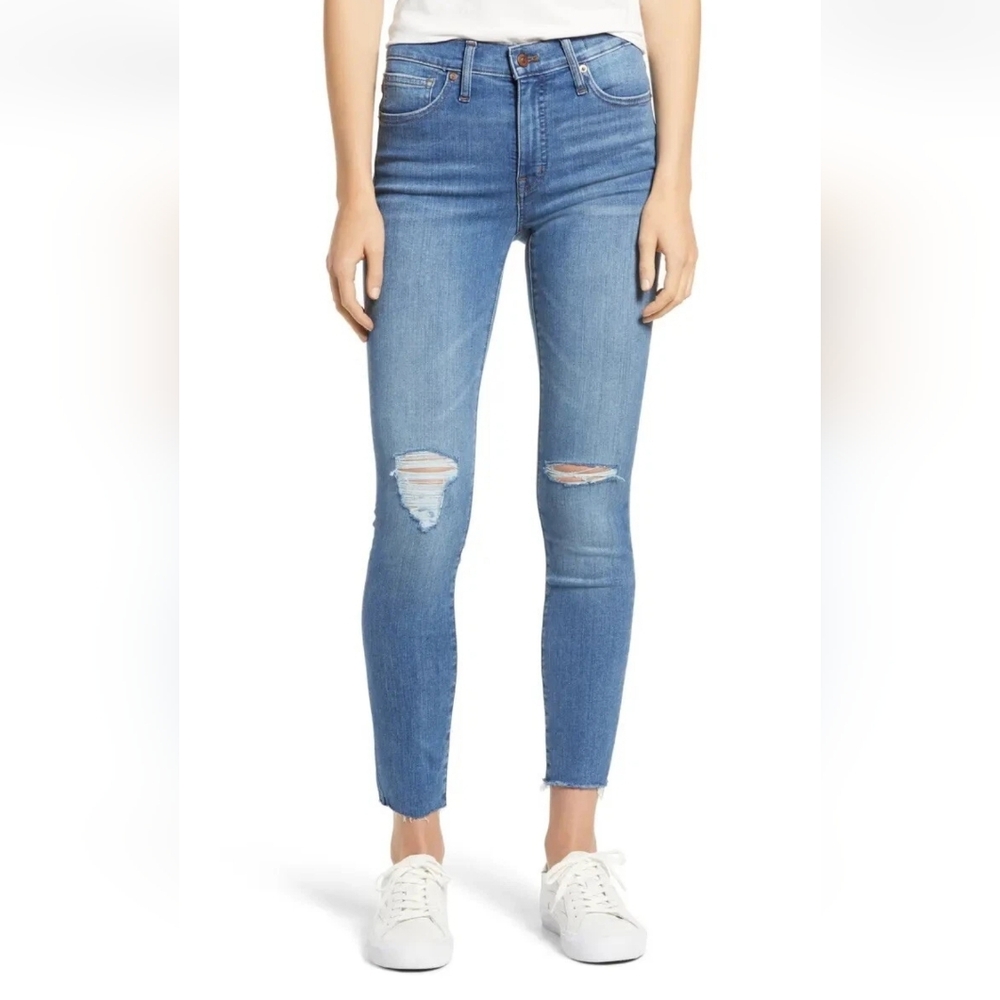 Madewell 9"‎ Mid Rise Distressed Skinny Jeans, Size 27